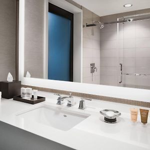 Queen Room Hearing Accesible